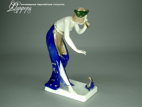 Купить фарфоровую статуэтку Rosenthal Заклинательница змей